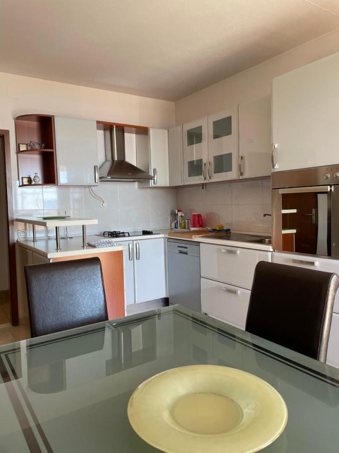 Apartment Iva Podstrana Exterior photo