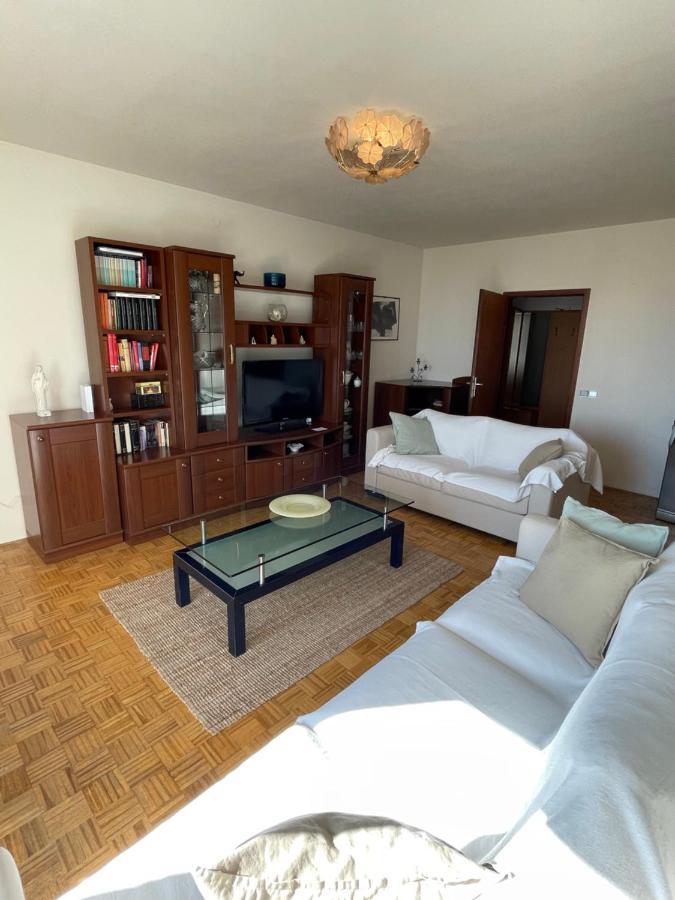 Apartment Iva Podstrana Exterior photo
